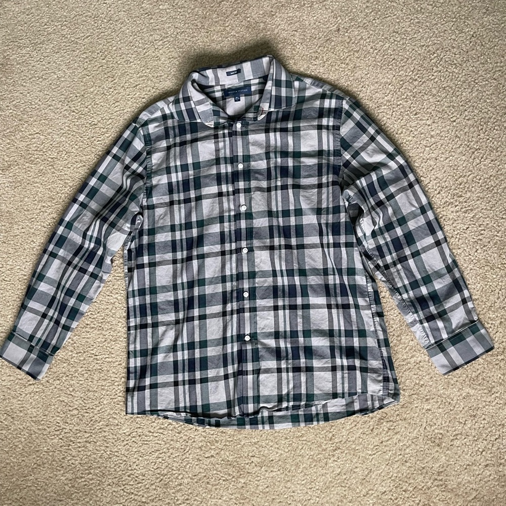 Tommy Hilfiger Men’s Button Down